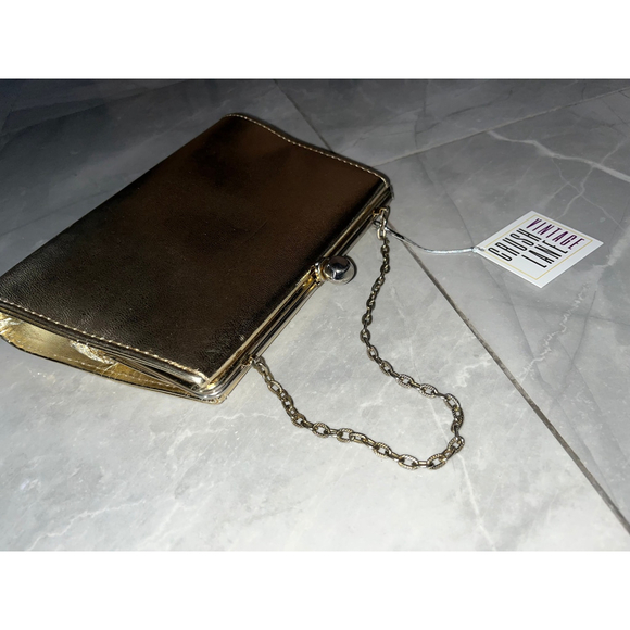 Vintage Gold Metallic Clutch with Chain - Picture 1 of 9